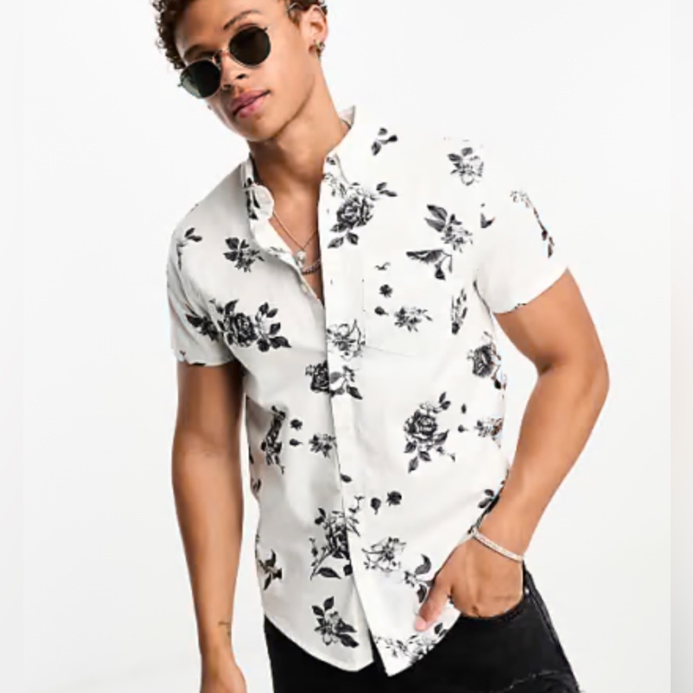 Hollister Epic Flex Floral Button-Up Shirt White Gray M Short Sleeve Stretch